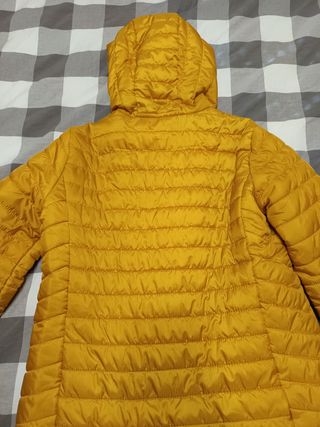 Abrigo ligero mujer amarillo solo usado una vez