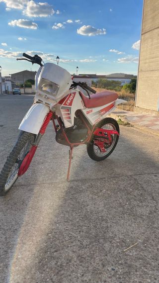 Moto derbi fds savannah
Moto clasica