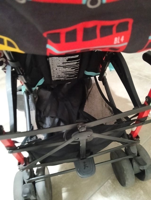 Passeggino leggero Cosatto con fantasia