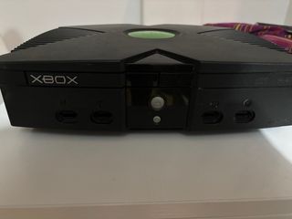 Xbox Clásica Negra + 2 Mandos