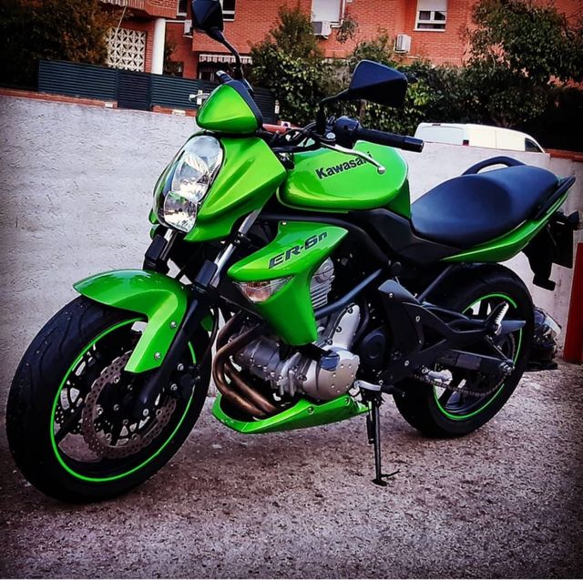 Kawasaki ER6n A2