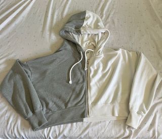 Chaqueta Hollister bicolor gris y blanca