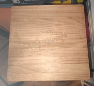 Mesa alta y 2 taburetes madera y metal