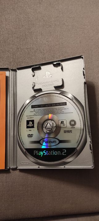 GTA. Grand Theft Auto: San Andreas PS2 Platinum.