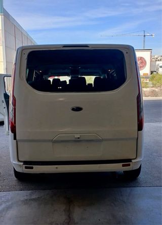 Ford Tourneo Custom 2017