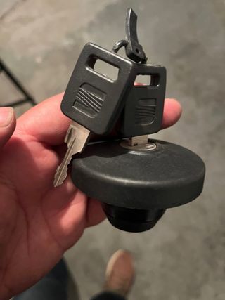 Tapón Gasolina Seat con 2 Llaves