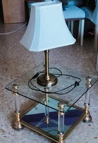 Mesa cristal y metacrilato dorada 50x50