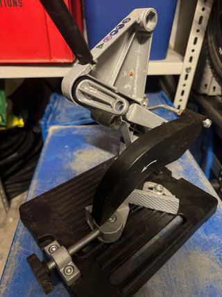 Soporte radial para corte