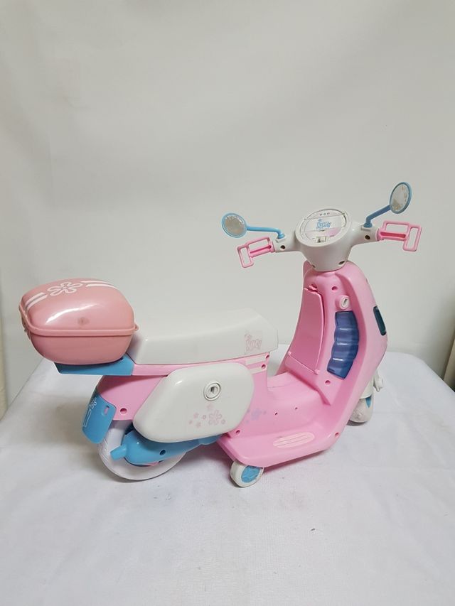Moto Nancy Rosa
