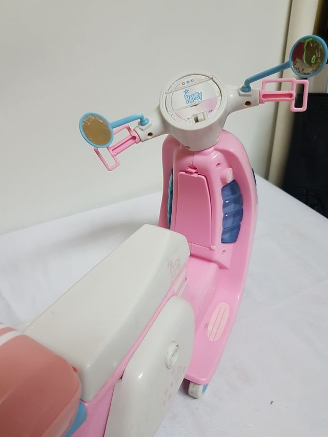 Moto Nancy Rosa
