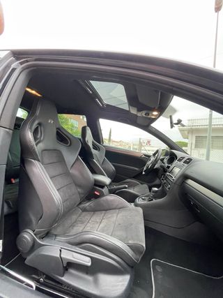 Volkswagen Golf R20. CON BAQUETS !! pegatina C!!