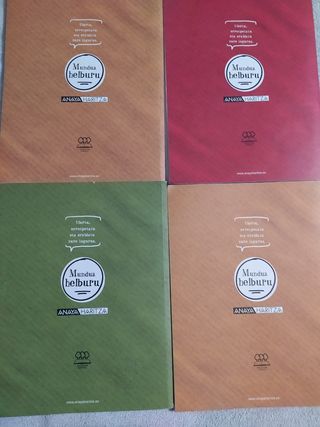 4 Libros de texto de 1 primaria varias asignaturas