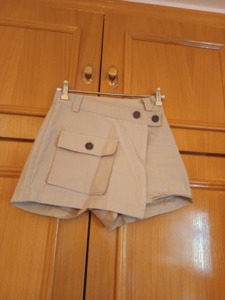 Falda pantalón beige