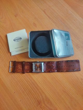 Reloj Fossil Cuero Marrón y Plateado