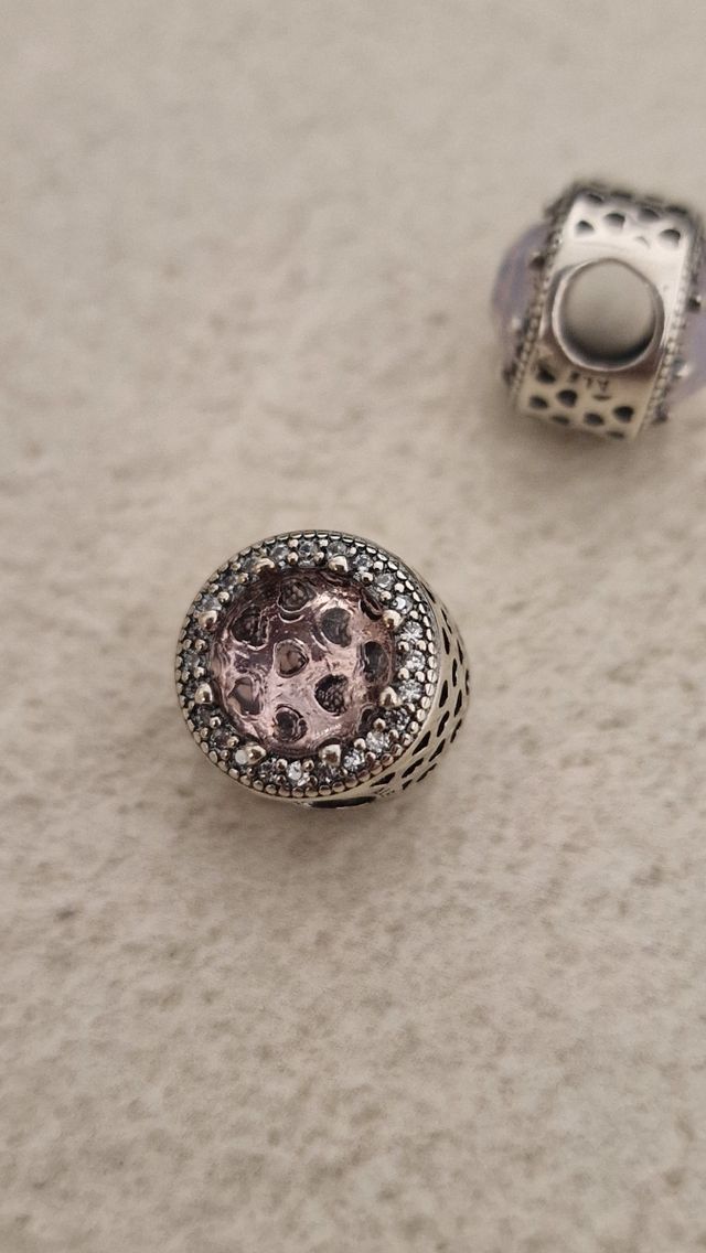 Charm Pandora Pietre Rosa e Lilla