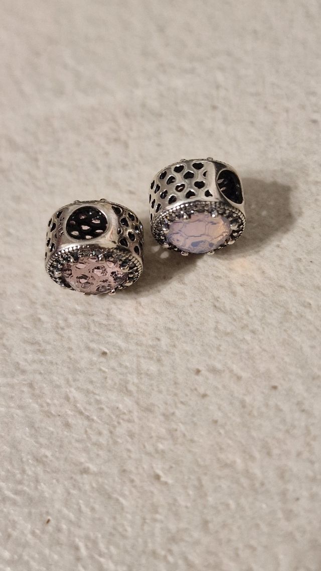 Charm Pandora Pietre Rosa e Lilla