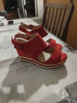 Sandalias Rojas Cuña
