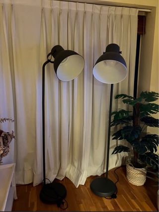 Lámpara de pie IKEA Hektar gris oscuro