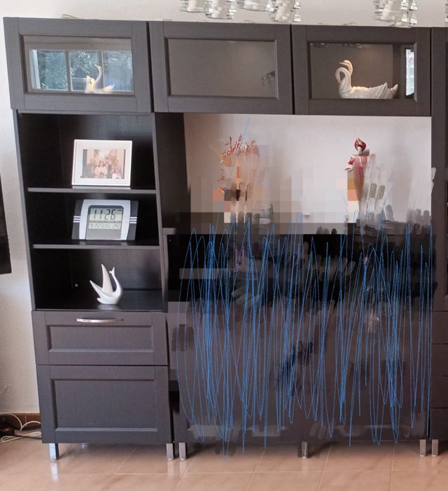 Estantería y vitrinas con luz , marrón oscuro