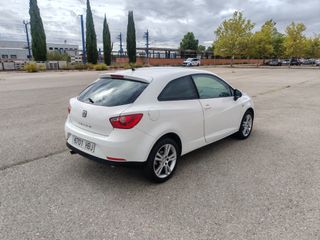 SEAT Ibiza 2012 sport 