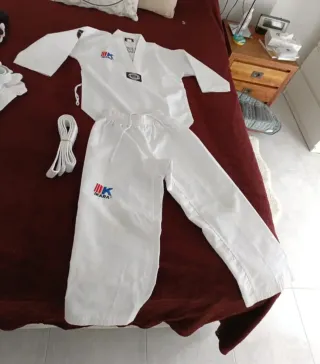 Kimono Taekwondo Ikara Blanco talla 130