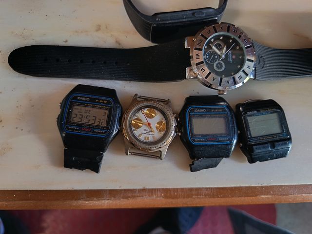 Lotto 4 Orologi Casio e altro