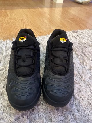 Zapatillas Nike Air Max TN Negras Nuevas