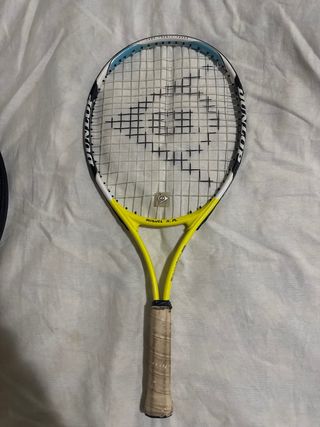 Raqueta dunlop 523