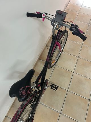 Bicicleta BTWIN en buen estado. PRECIO NEGOCIABLE 