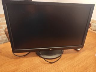 Monitor LG 23 Full HD con base