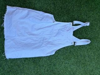 Peto vaquero Pull and Bear blanco