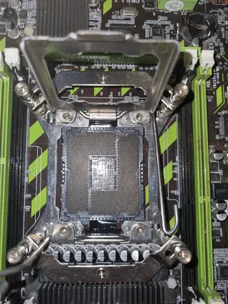 Ventilador Cooler Master y Placa Machinist X99