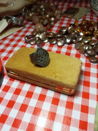 Anillo antiguo hecho a mano