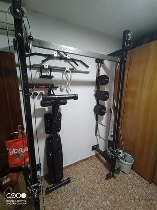 Máquina de gimnasio multifunción