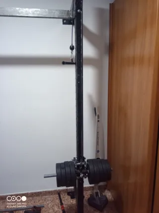 Máquina de gimnasio multifunción