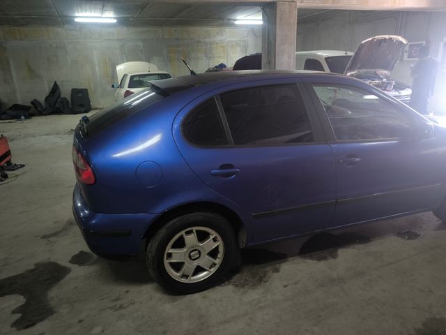 SEAT Leon 2004
