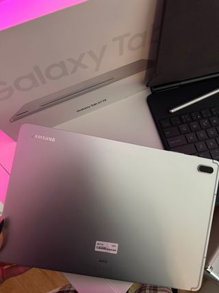 Samsung Galaxy Tab S7 FE con Teclado