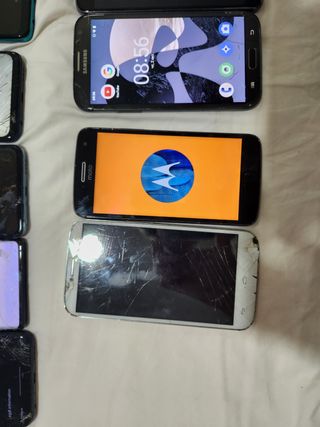 Lote 10 Móviles Variados