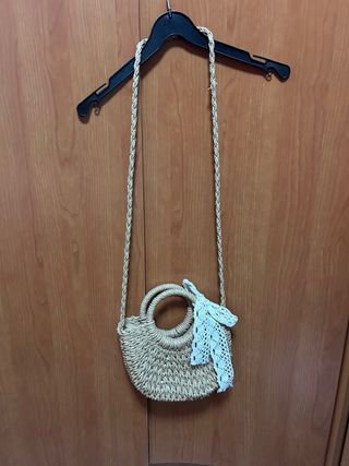 Bolso de esparto beige