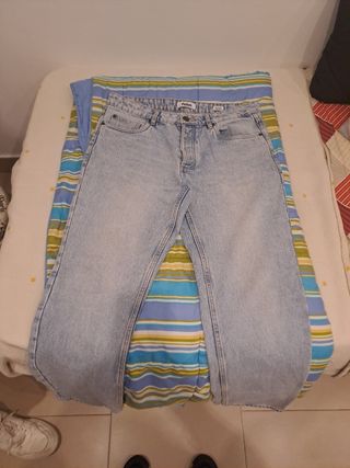 Pantalón vaquero ancho New Yorker Talla M