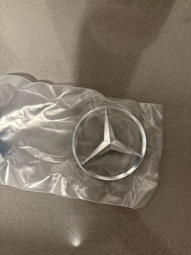 Emblema Maletero Mercedes-Benz A 204 758 00 58