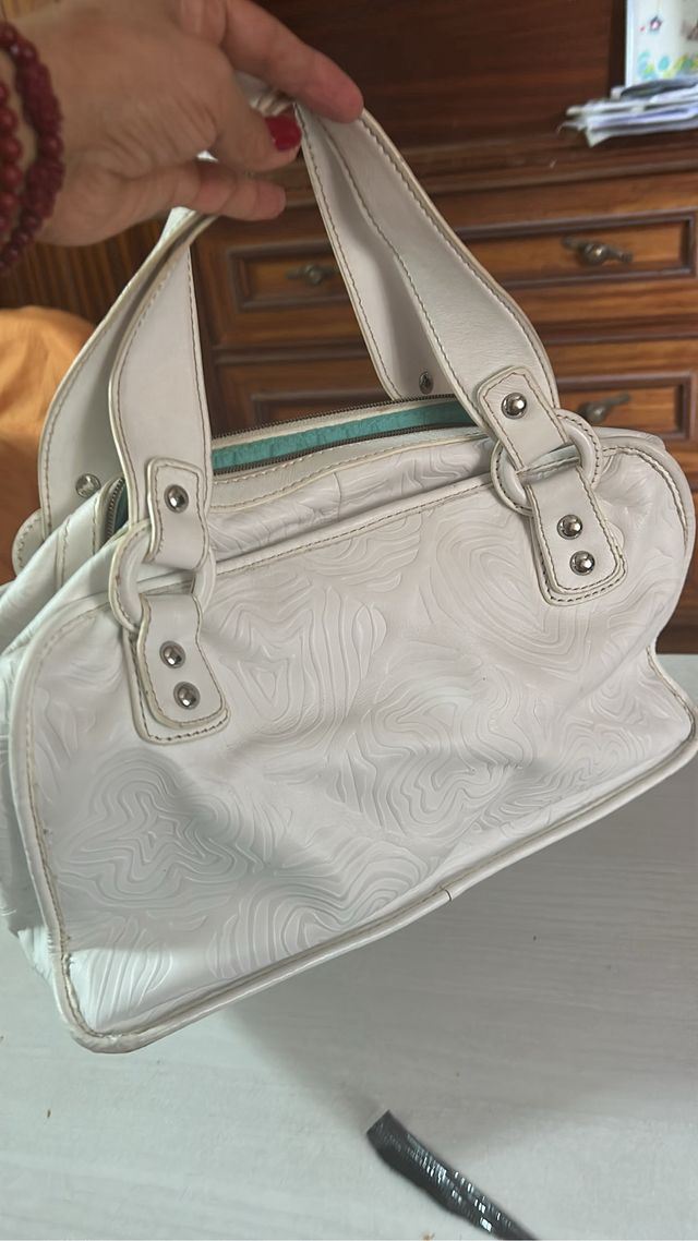 Bolso Tous Blanco con Detalles Plateados
