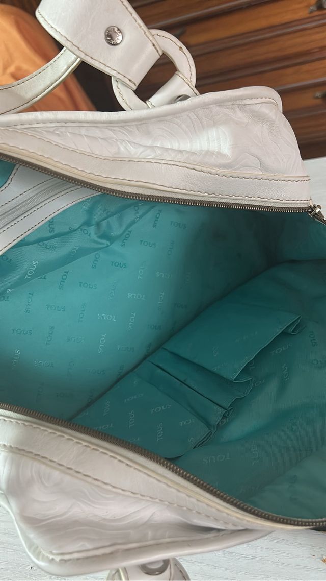 Bolso Tous Blanco con Detalles Plateados