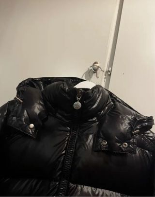 Chaqueta Moncler Negra Brillante