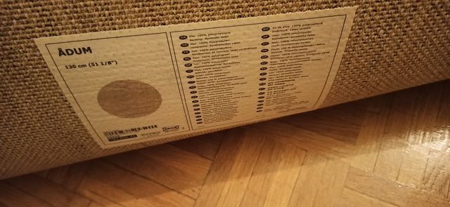 Tappeto rotondo beige per capelli corti