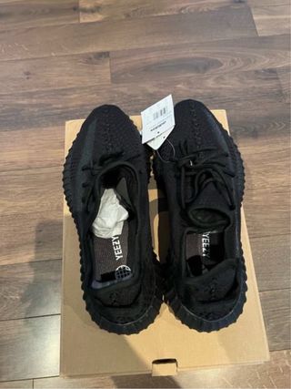 Adidas Yeezy Boost 350 V2 Negro