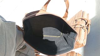 Maleta de cuero autentico marron