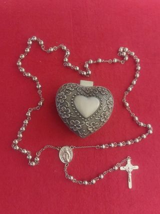 Rosario collar acero inoxidable y estuche