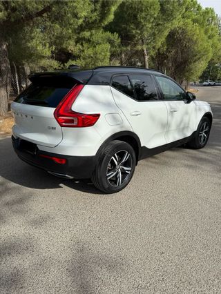 Volvo XC40 2020