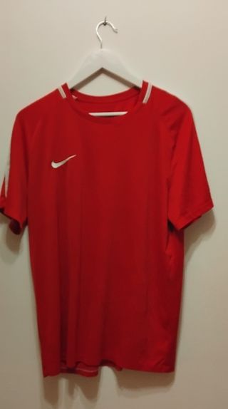 Camiseta Nike Roja Talla XL